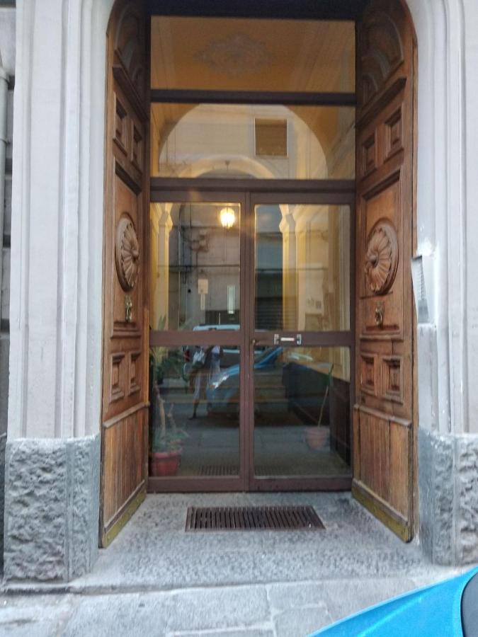 Home Di F Nápoly Kültér fotó